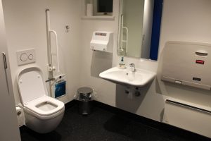 Toilet i Aarøsund medborgerhus