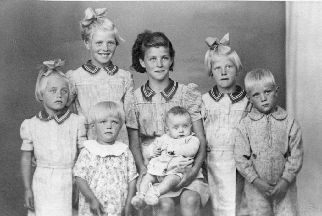 September 2022 - Familien Meta og Christian Jensen ca. 1943